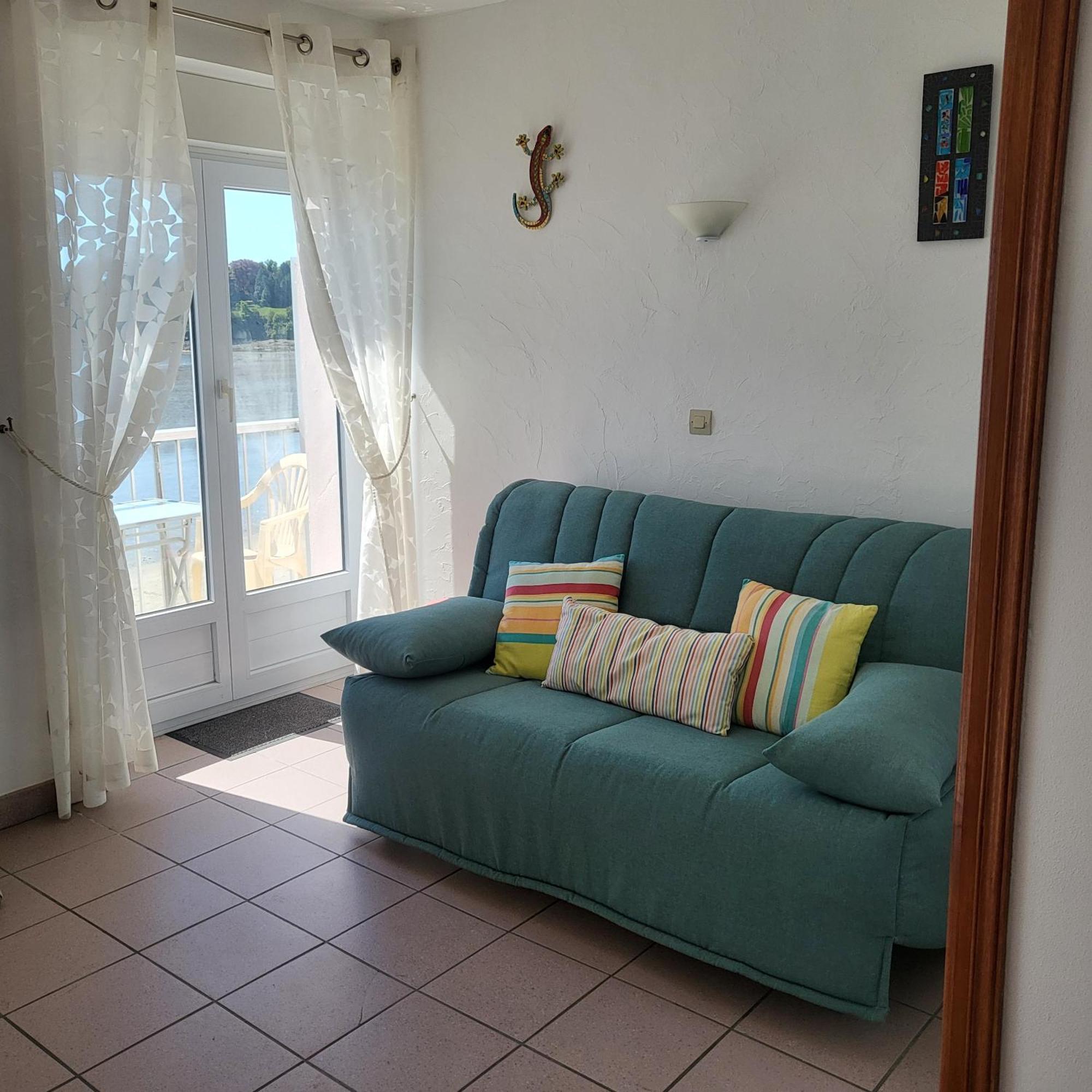 Les Pieds Dans L'eau Cap-coz Apartment